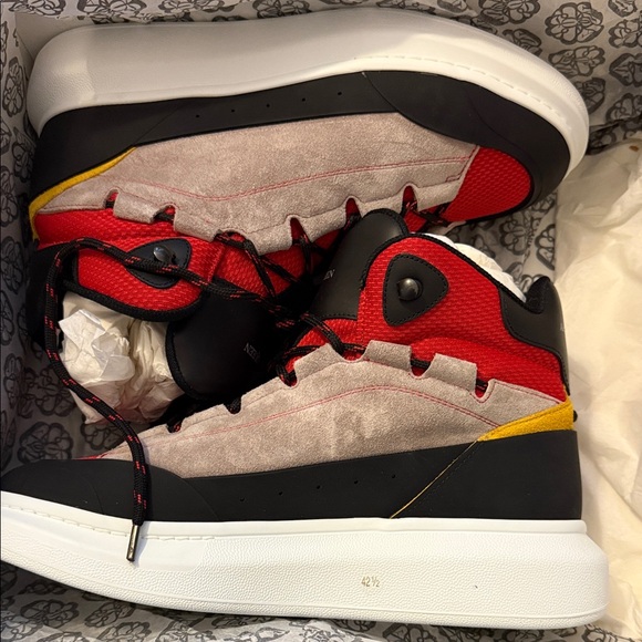 Alexander McQueen Red and Black High-Top Sneakers size EU 42.5